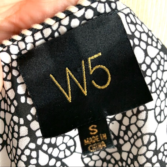 W5 Floral Top - Picture 7 of 7